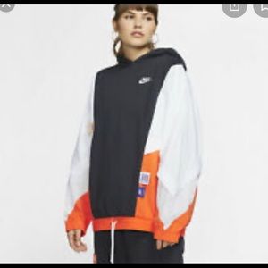 Nike Sportswear Clash Icon pullover